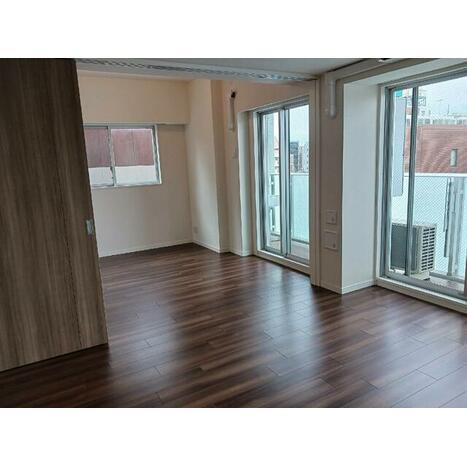 Ｔｏｔｓｕ Ｒｅｓｉｄｅｎｃｅ Ｋａｍｉｎａｒｉｍｏｎ
